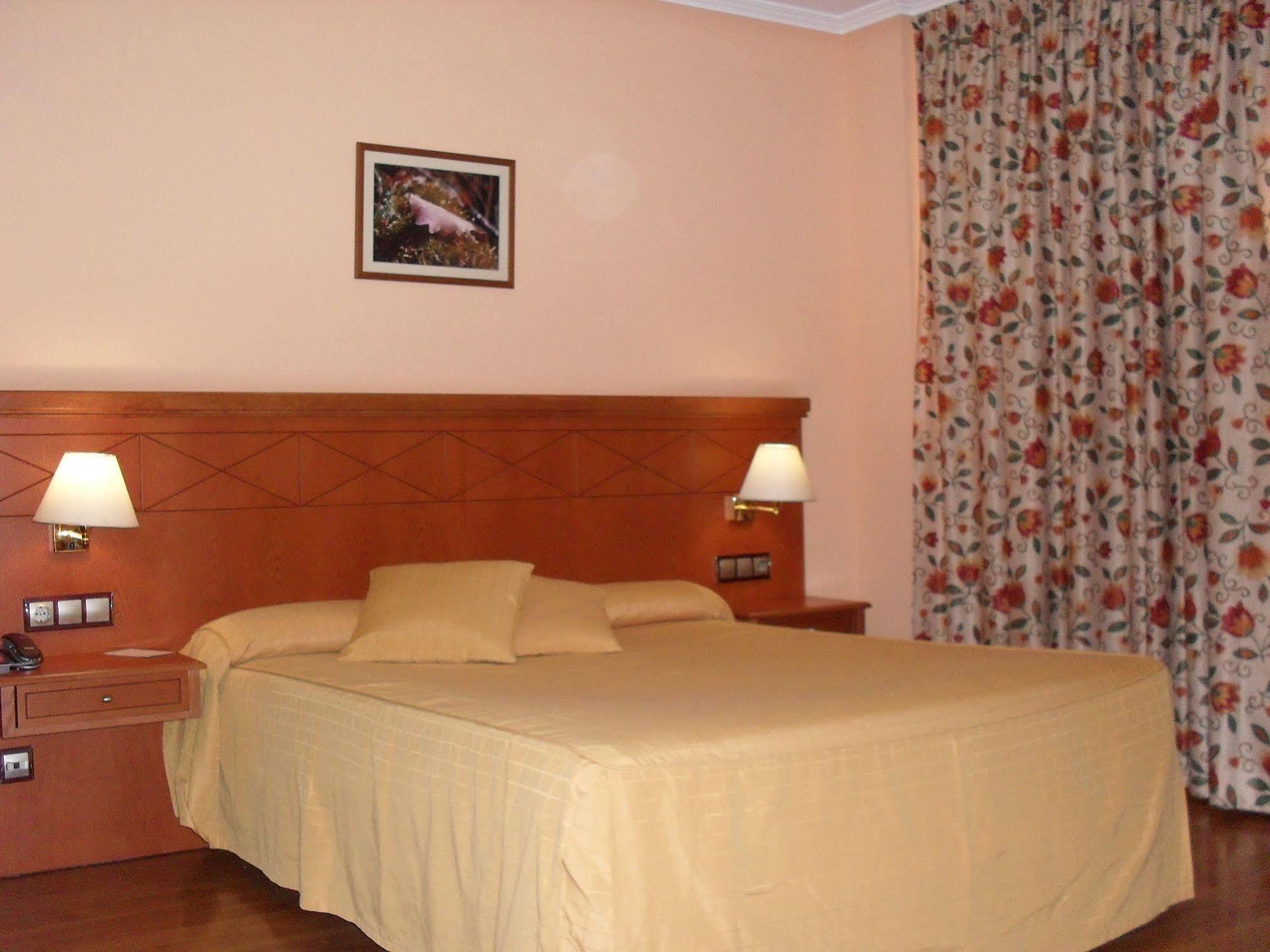 Hotel Camino Real Arcahueja Eksteriør billede