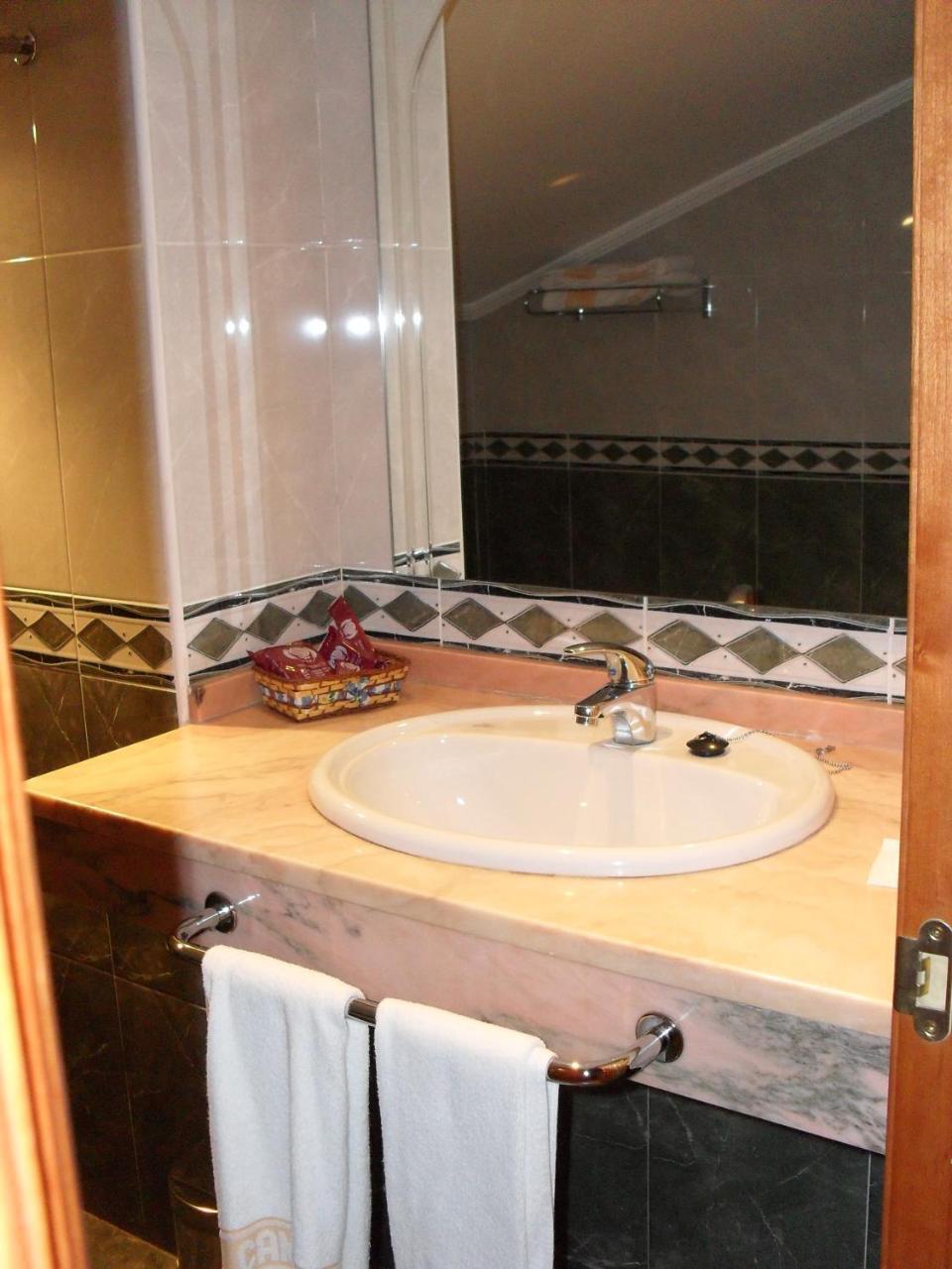 Hotel Camino Real Arcahueja Eksteriør billede